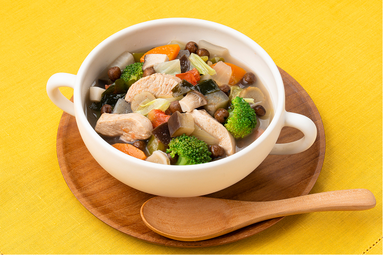 一椀で栄養満点!具材たっぷり野菜スープ